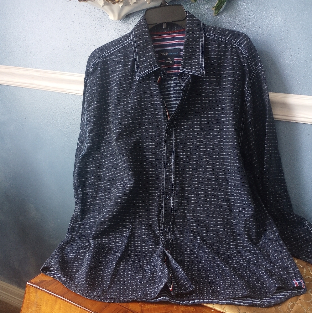 Casual Blue Button Down Shirt with Checkered Pattern